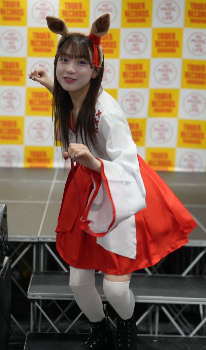 ❤️はるんぱす様❤️写真 20秒静止画撮影にて 最後の方何やら企んでるお顔で階段登ったから何