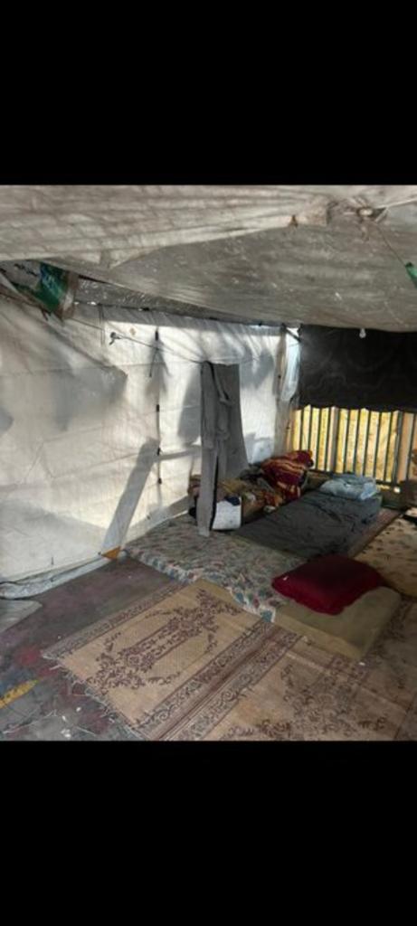 Ibrahimham72401's tweet image. “In light of the harsh conditions we are living through in Gaza — life in a tent, the freezing cold, the lack of adequate clothing, and the decline in donations 💔
We kindly ask for your help, even a little… your support means life to us 🙏
@Louis_Allday 
gofund.me/f8401cef