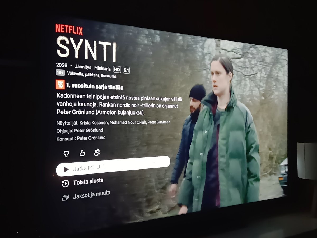 Täältä ei oo viikonlopun aikana muuta saanu lukea ku Venezuelaa, Irania, Vantaata, anteekspyytelyjä, susijuttuja...

Kyllä Netflix vie tänäänki voiton tän alustan viikonlopun jutuista.