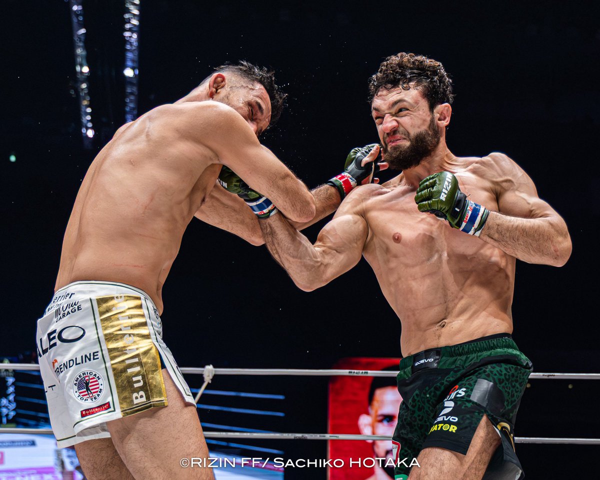 vugar_karamov's tweet photo. この戦いに勝ったと思うよ!!! 君はどう思う？🔥 https://t.co/g2cRIOMLgf