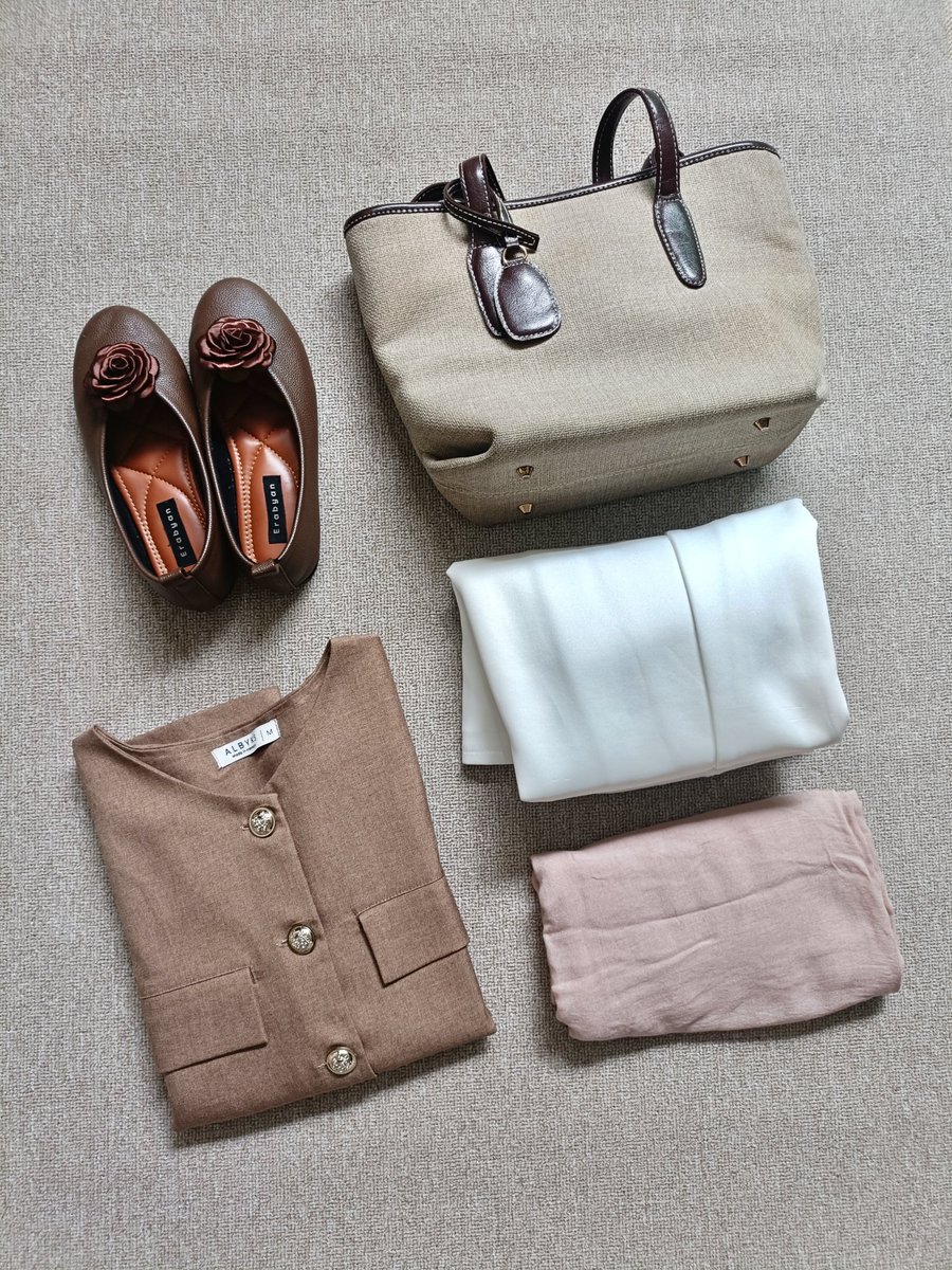 itsmefaraww's tweet photo. STEAL MY LOOK: outfit simple, timeless, clean in white and brown-ish🤍

100/10 GOOD QUALITY ITEMS, too good to gatekeep💯🫶🏻 https://t.co/veKDrv7VvX