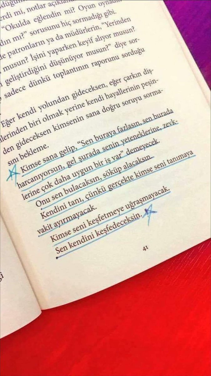 VolcanBey's tweet image. İyi bir vücuda Sahip Olduğunuz için değil ,
İyi bir futbolcu yada şarkıcı olduğunuz İçin Değil , Çok Zengin , Güzel Veya Yakışıklı Olduğunuz İçinde değil !!!! 
Sadece iyi bir kişiliğe Sahip Olduğunuz için insanlar tarafından Sayılıp Sevilirsiniz...😎👑👊