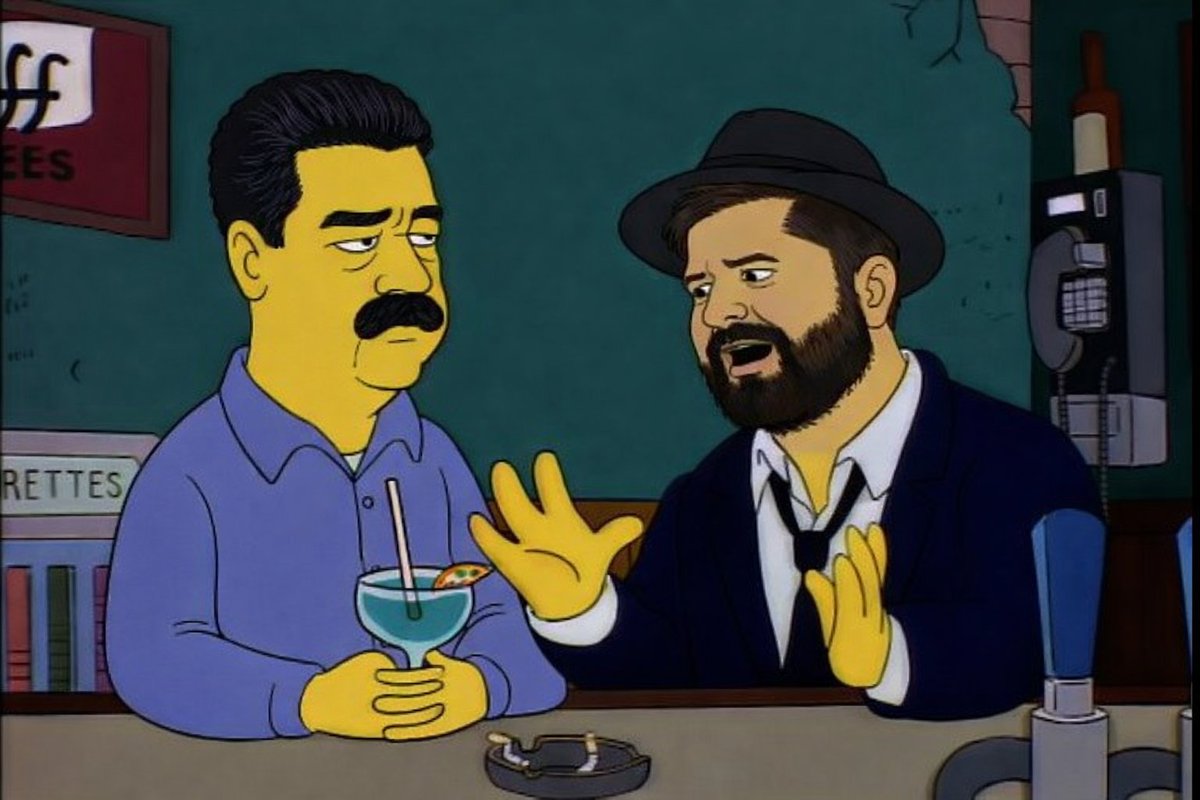 llanca's tweet image. Los esfuerzos anteriores acordes al derecho internacional:

- Yaaa po, ándate del Gobiernoooo.
— No.
- Como amigoooos...
— No.
- No seas malooooo... 🥺