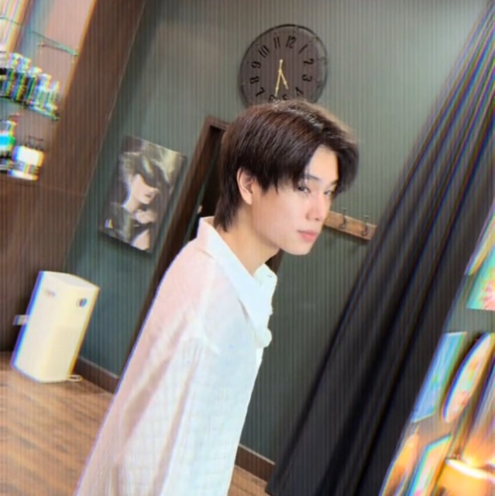 kittymeowphu's tweet image. น้องพุวินตัดผม!! เทอกำลังจะขยี้หัวใจของหม่าม๊าจนป่นปี้ สำเร็จแล้วสินะภูวินทร์ตั้งㅠ ㅠ ฮรือเเต่เเล้วเเต่ใจหนูเลยคับไม่ขัดๆ เเต่เเอบเจ้บเร้กๆหว่ะ 
(( #.ผมยาวฟอเอเว่อ #.ทวงคืนผมยาวให้น้องภูวิน ))