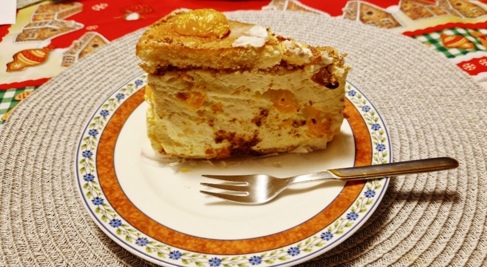 初夢見たいのに、毎日
乾杯🍷→熟睡で見ていないの。
みんなは見たのかなぁ🤔
いい夢みたいなぁ。
ってことでおやつを🫡
#初夢 
#2026年