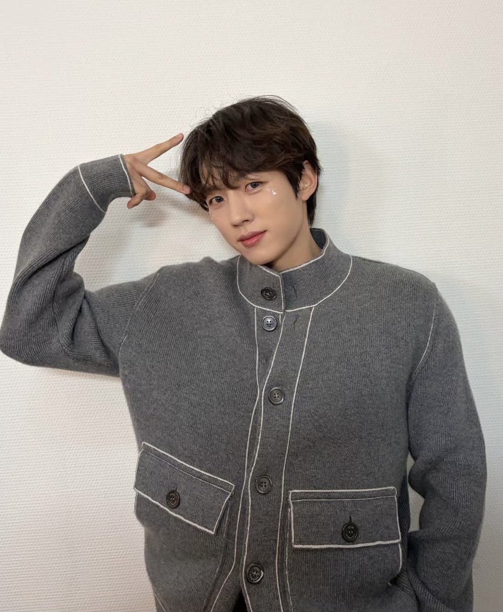 cherrydeer_827 tweet picture
