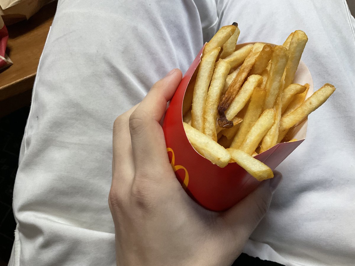 こう見えてポテト好き ポテト好きなんですよね〜