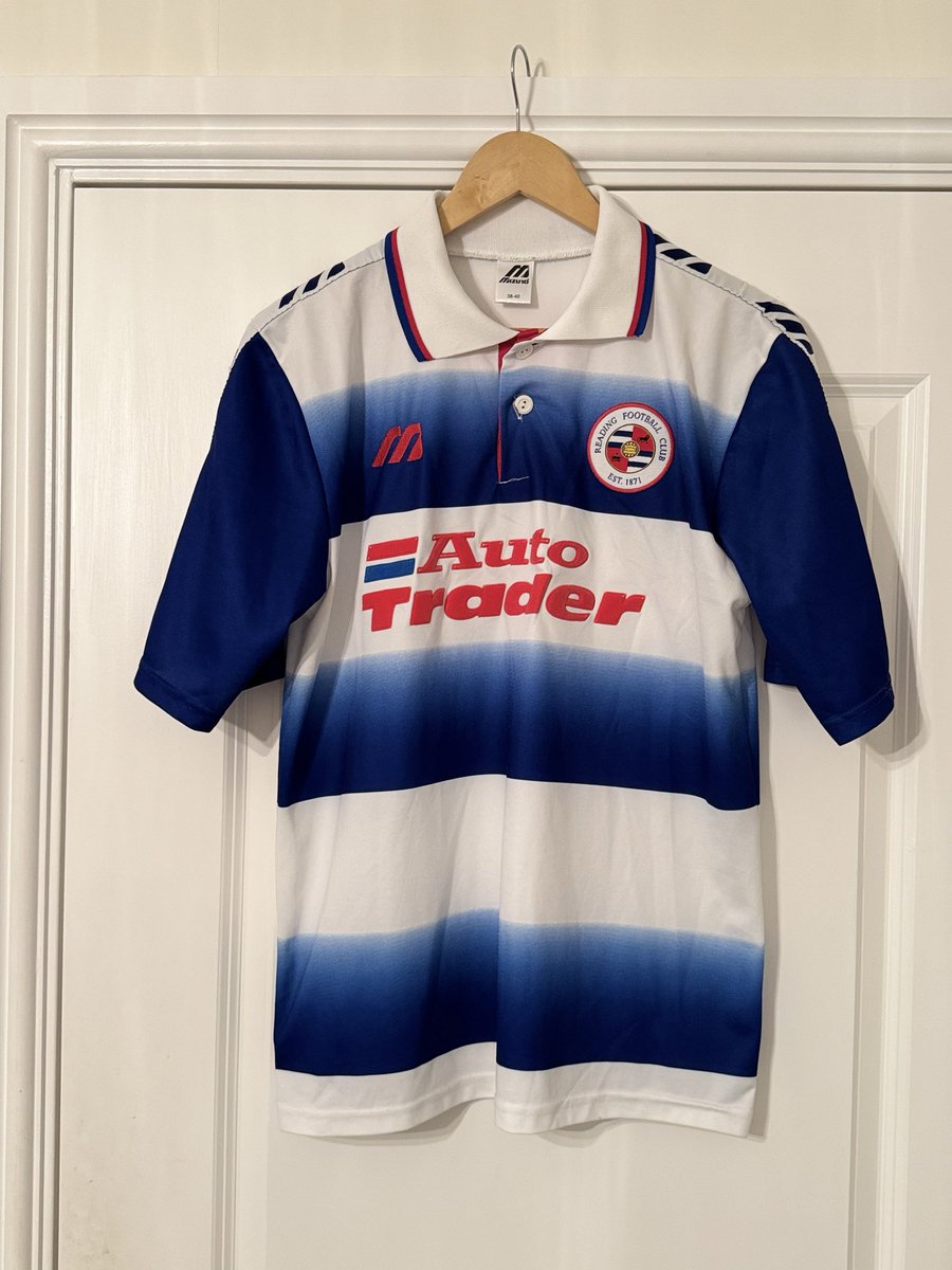 1210motherhen's tweet image. Don’t use this site much anymore but for any Reading FC fans who follow me, I’m selling some classic Royals football shirts over on Vinted… #UTFD