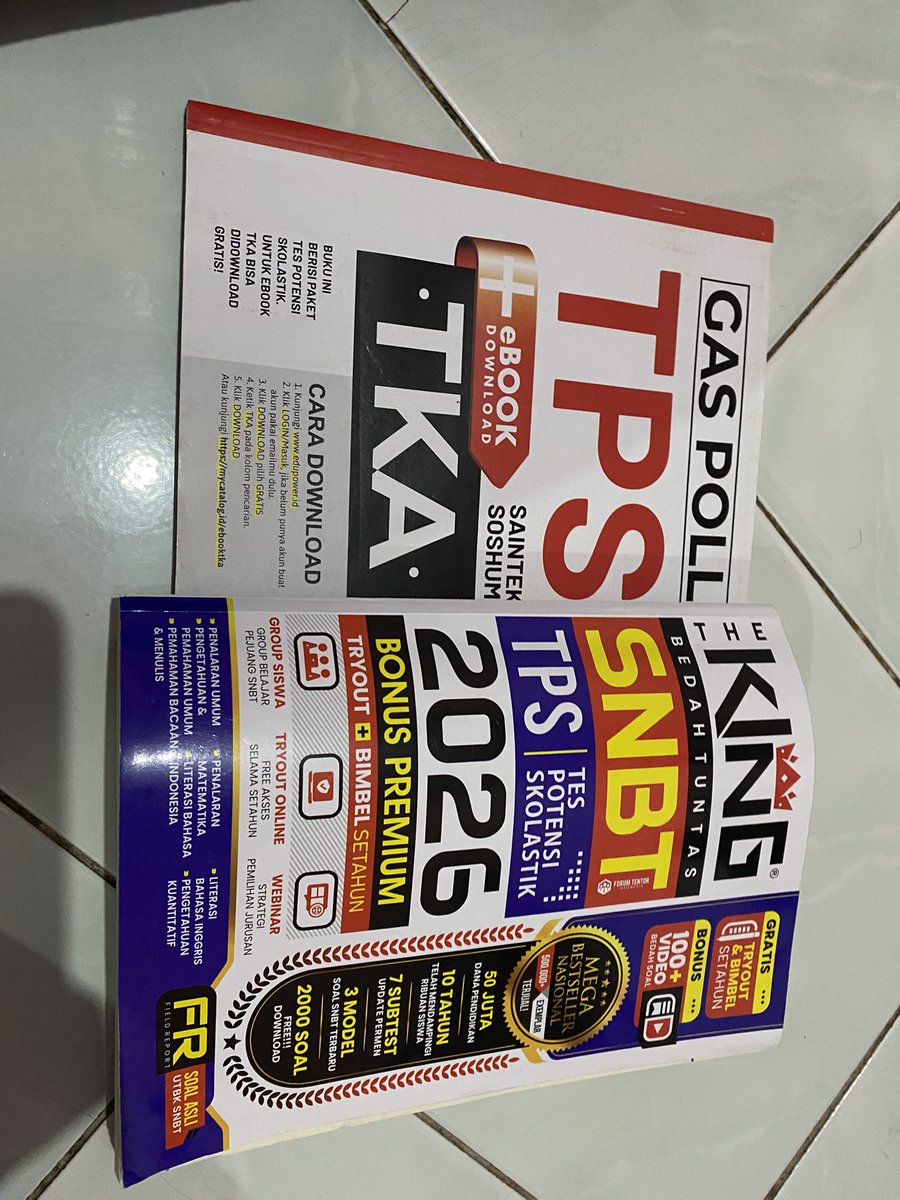 nnayassss's tweet photo. @joemarcht wts buku utbk 2026 snbt the king https://t.co/xXZbHMniwr