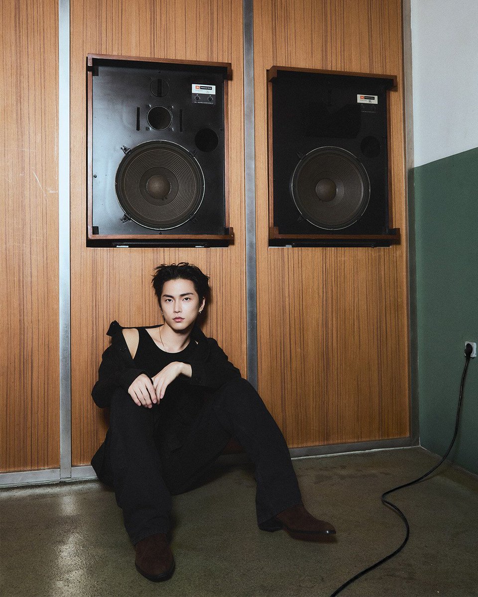 madameFIGARO_jp's tweet image. XngHan&amp;amp;Xoul（スンハンアンドソウル） のXngHan（スンハン）にロールモデルを尋ねると、G-DRAGONとTAEYANG 、ふたりの名前を挙げた。…