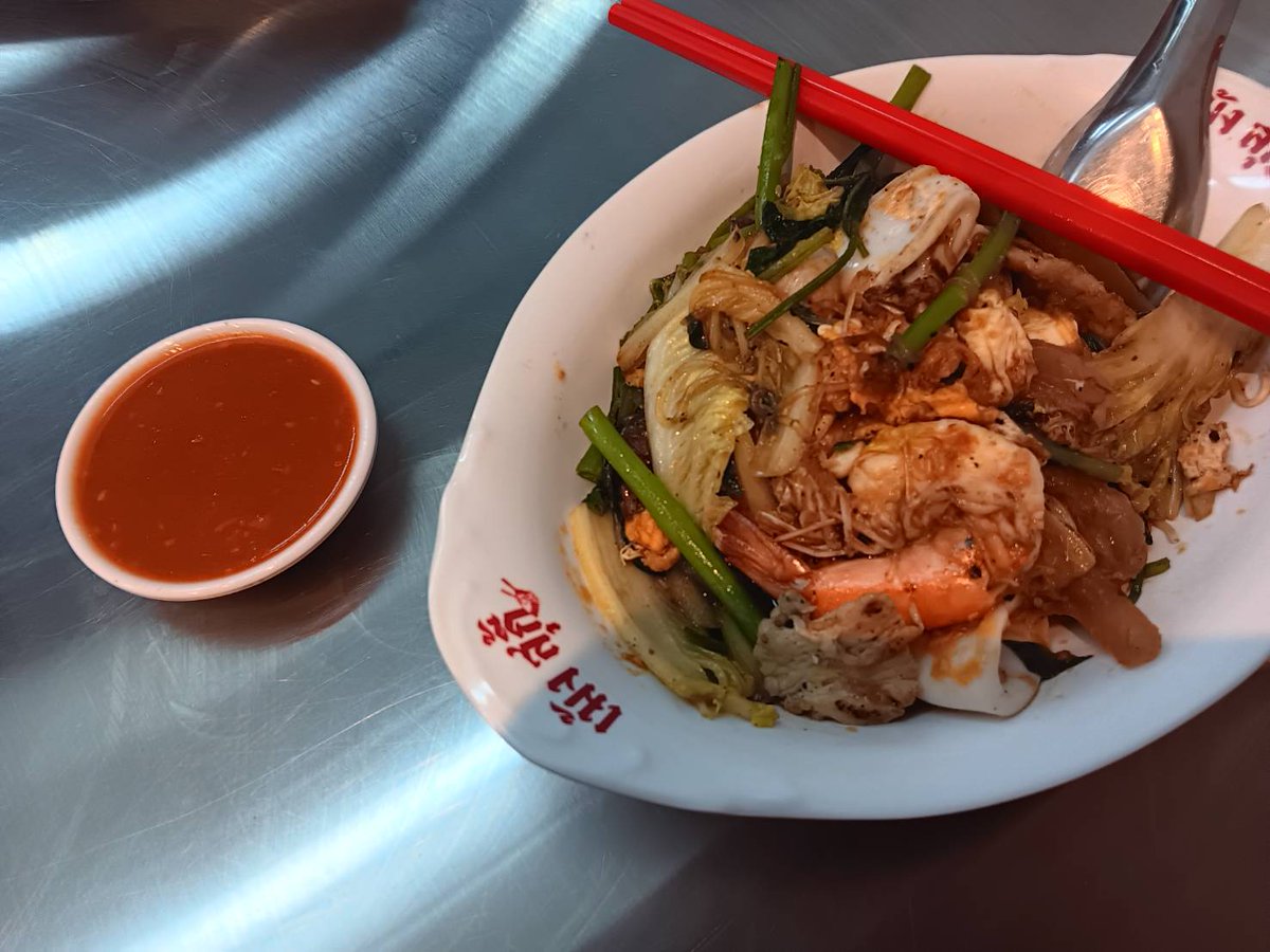 อยากกินสุกี้หมอรวม แต่ได้กินแค่สุกี้แห้ง😅