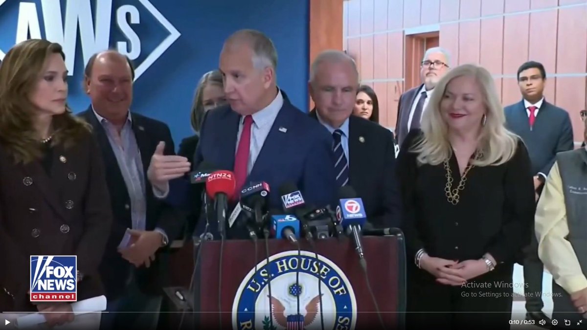 Vocero Republicano de la Casa Blanca Diaz-Balart, aclaró ante ola de interpretaciones de los medios progresistas y de izquierda mundial. Evidentemente molesto y con tono de voz alterado "No pongan palabras en nuestras bocas, María Corina será la próxima Presidenta de Venezuela"