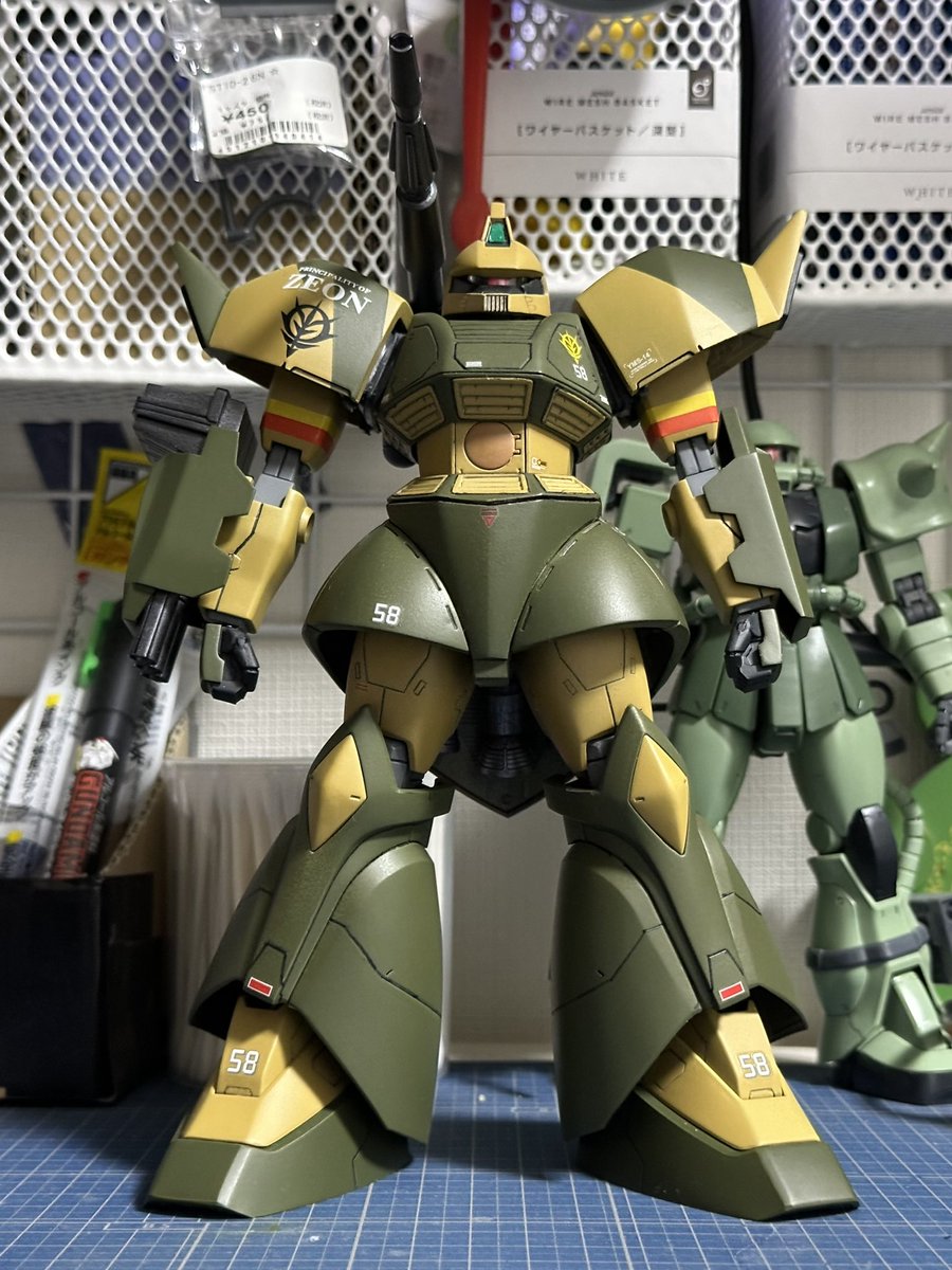 GPure_999gp's tweet photo. ＭＧゲルググキャノンMS-14C(スプリッター迷彩)。
#ゲルググの日
#ガンプラ　
#プラモデル https://t.co/ljsbxUQH1G