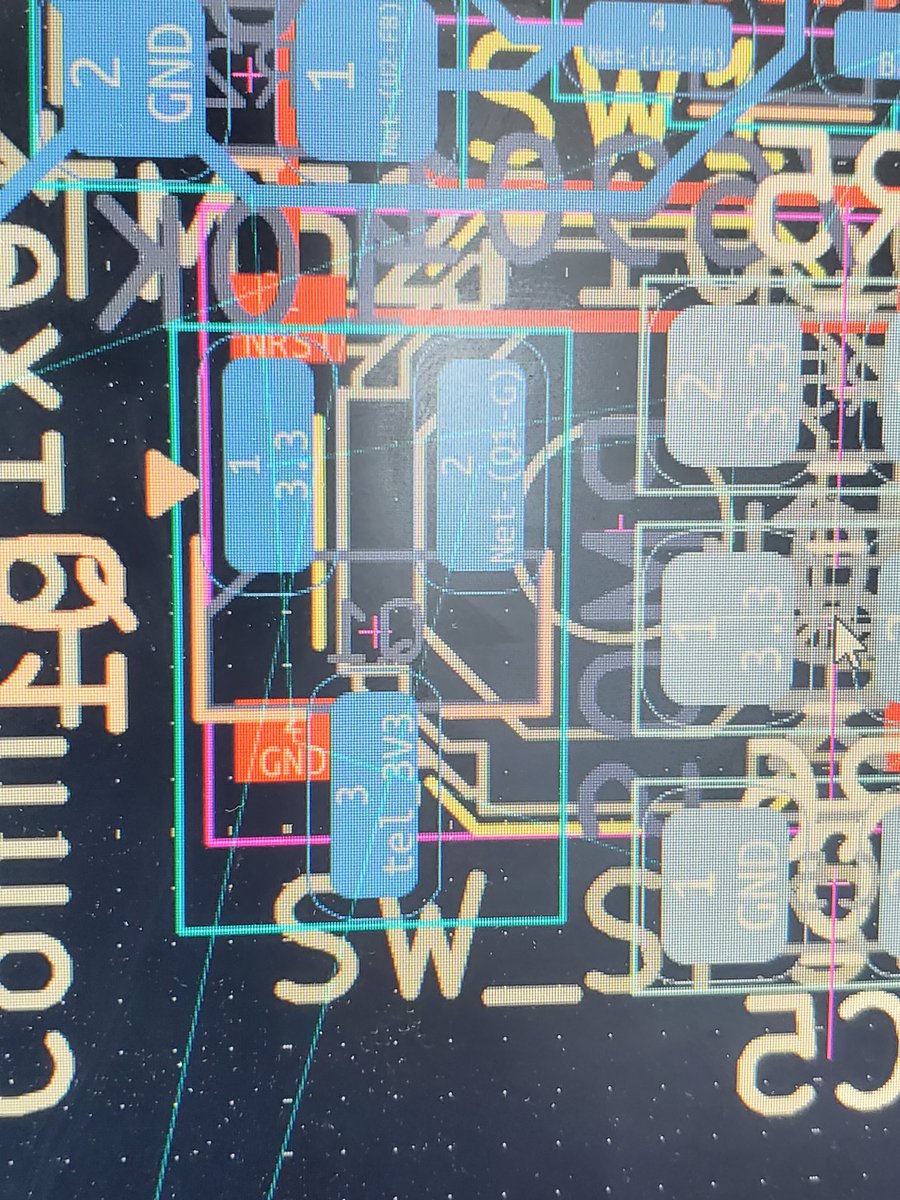 dpublic05's tweet image. Kalo yang beneran teknik mah cemilannya kek gini . . . 

Kalo kelakuannya Masih aneh aneh berarti belum kena termo, mekflu, sama sinyal Dan sistem