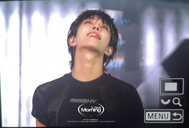 neroj97's tweet image. he's sooo 😣