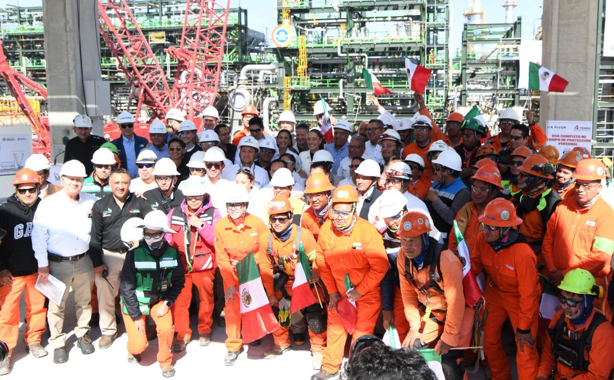 Durante la supervisión de la presidenta de México <a href="/Claudiashein/">Claudia Sheinbaum Pardo</a>, de los avances del Proyecto de Aprovechamiento  de Residuales en la Refinería de Tula, Hidalgo.

El titular de Pemex, Dr. Víctor Rodríguez Padilla, afirmó que la modernización de esta instalación surge de la