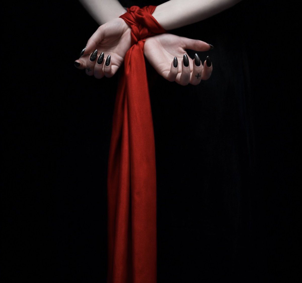 House0fSyn's tweet image. 