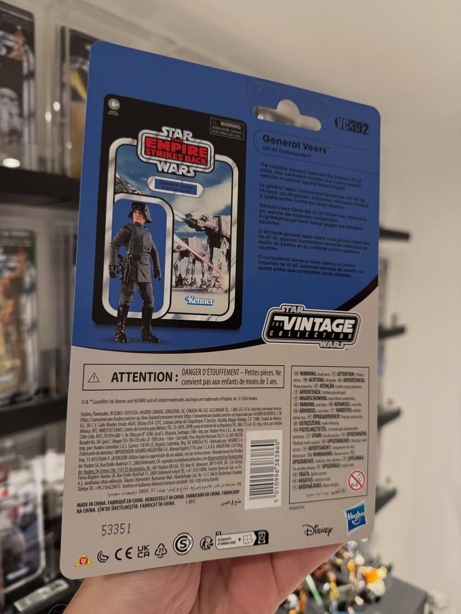 JediCollecting's tweet photo. Star Wars: The Empire Strikes Back, The Vintage Collection - General Veers (AT-AT Commander)!
📸: @bossksbounty
#StarWars #TheEmpireStrikesBack #TheVintageCollection #GeneralVeers #Hasbro https://t.co/oIHYs9wVYy