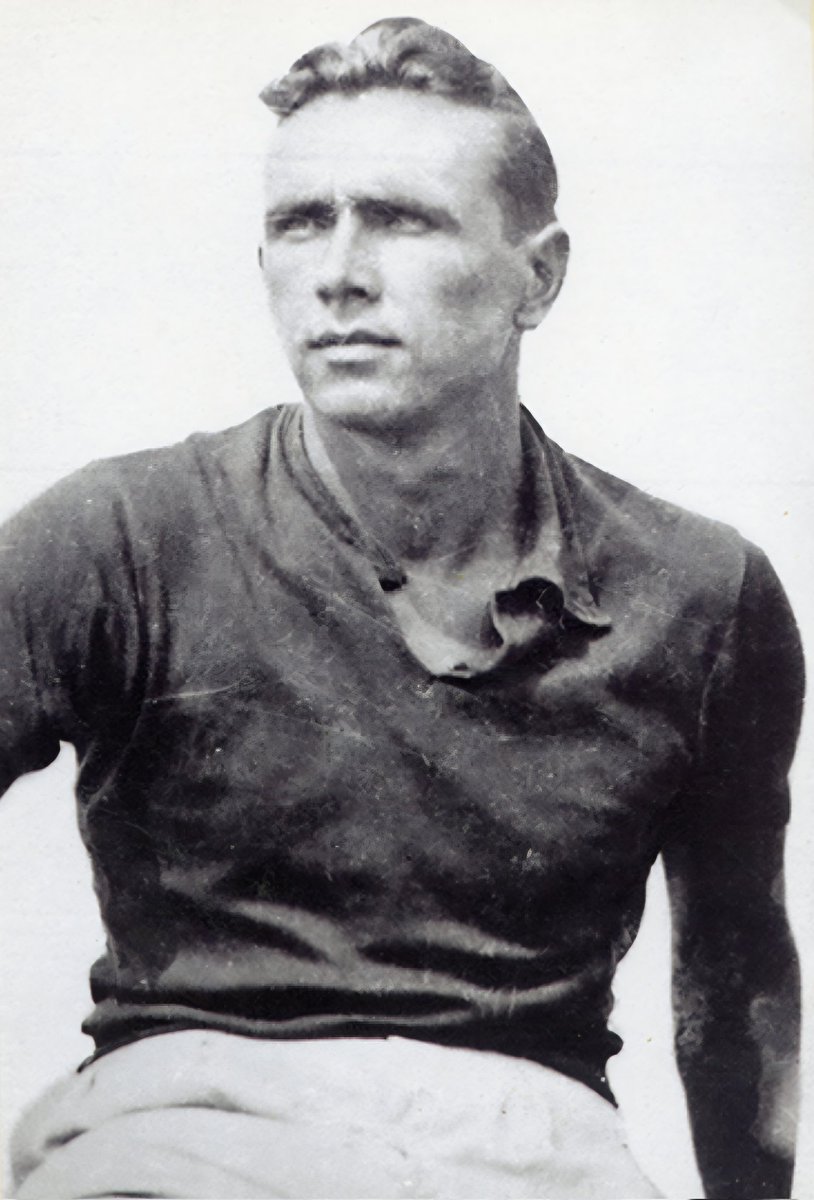 Zapomniany Bohater! 🇵🇱 Wg. historyków był najskuteczniejszym sabotażystą, jakim Alianci dysponowali podczas II wojny światowej. 
   
4 stycznia 1943 roku w Atenach rozstrzelany został Jerzy Iwanow-Szajnowicz, szpieg (agent nr 1) brytyjskiego wywiadu, grecki bohater, polski