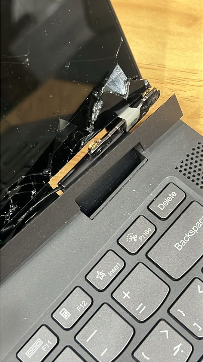 تصليح مفصل شاشة لابتوب اتش بي مكسور 
<a href="/kuwaitpcnet/">تصليح كمبيوتر ولابتوب</a> 
حلول لجميع مشاكل الكمبيوتر 👌🏼

متخصص في صيانة اجهزة الكمبيوتر واللابتوب | فورمات | تثبيت برامج ماك | برامج وندوز | تبديل شاشة | استرجاع ملفات | طباعة ليزر عربي | تصليح مفصل شاشة | 

خدمة استلام من المنزل

KuwaitPc.net