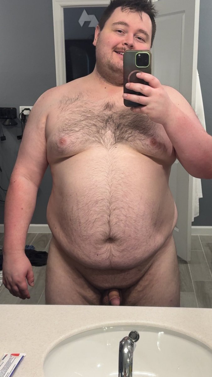 New year same chubby pup! 

#gay #gaycub #gaychub #gaybear #gaypup #gayboy