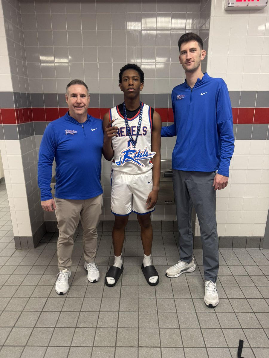 CEIIIQB's tweet image. Boiling Springs winter classic tournament champs last week. 2 wins against Wade Hampton and Riverside. Region play starts back tomorrow @ Gaffney. Rebels of the game⚔️

Wade Hampton- Zech Drummond
Riverside- Matt Keitt