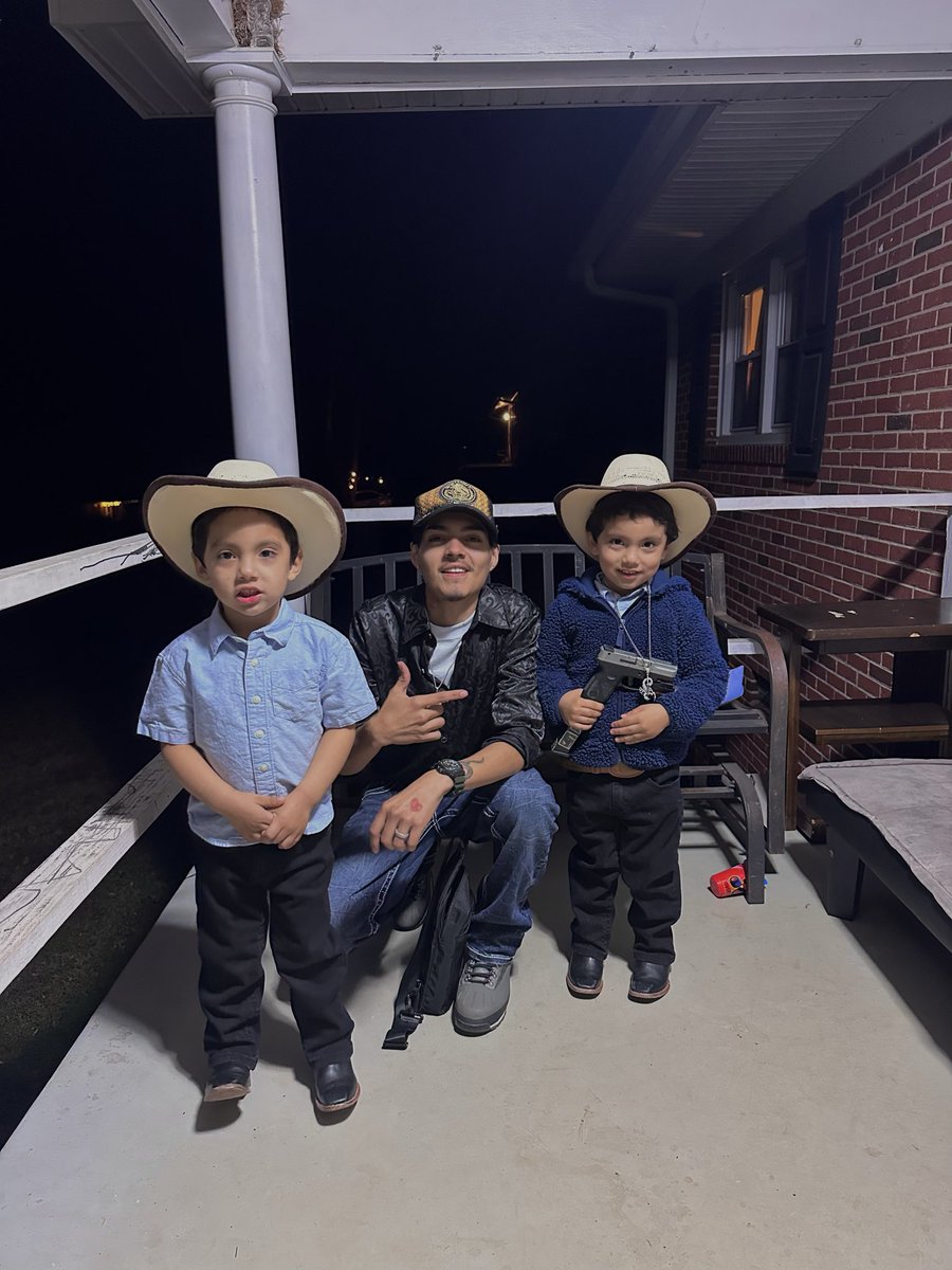 Freddothadon's tweet image. #freeEl🐓