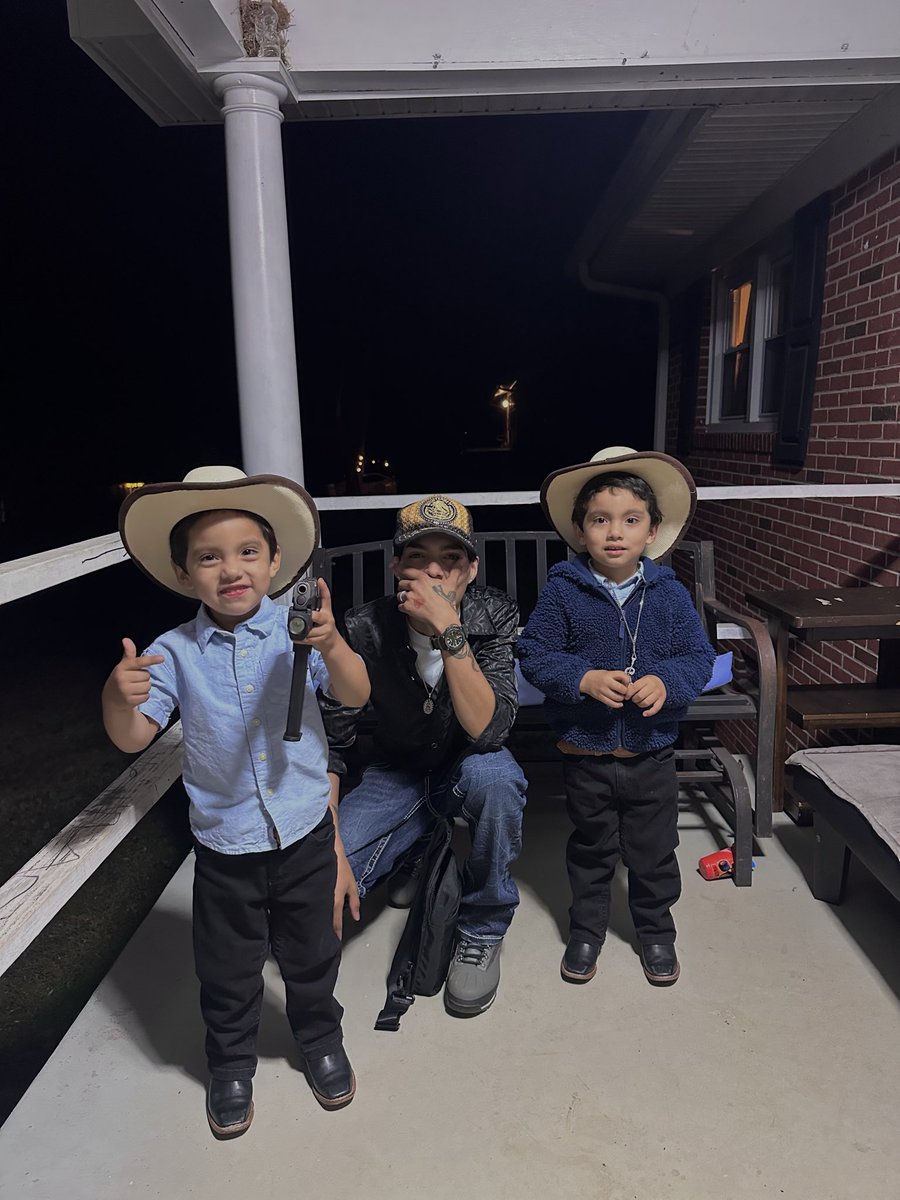 Freddothadon's tweet image. #freeEl🐓