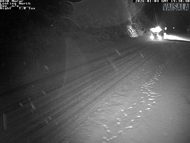 NWTrunkRoads's tweet photo. #Spotted one of our gritters out working hard to keep roads clear, this one was on the #A830 at #Morar conditions are difficult so please #DriveSafe and #TakeCare! @trafficscotland
@PSOSHighland
@HighlandCouncil https://t.co/KGuINRMgyO