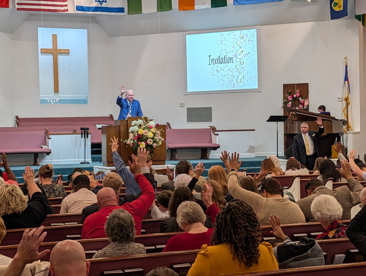 calvarycaresfl's tweet photo. Week 1 of 2026- The 1st Sunday of the New Year! Our adult classes started a new series, "Fruit By the Bushel" and Pastor Pledger preached from Nehemiah chapter 3 on "Rebuilding what has been destroyed". Great day serving the Lord. CBC is a friendly place for anyone! #calvarycares https://t.co/TRFbuLWn1w