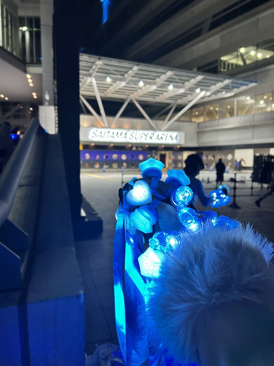 こもちづき tweet media