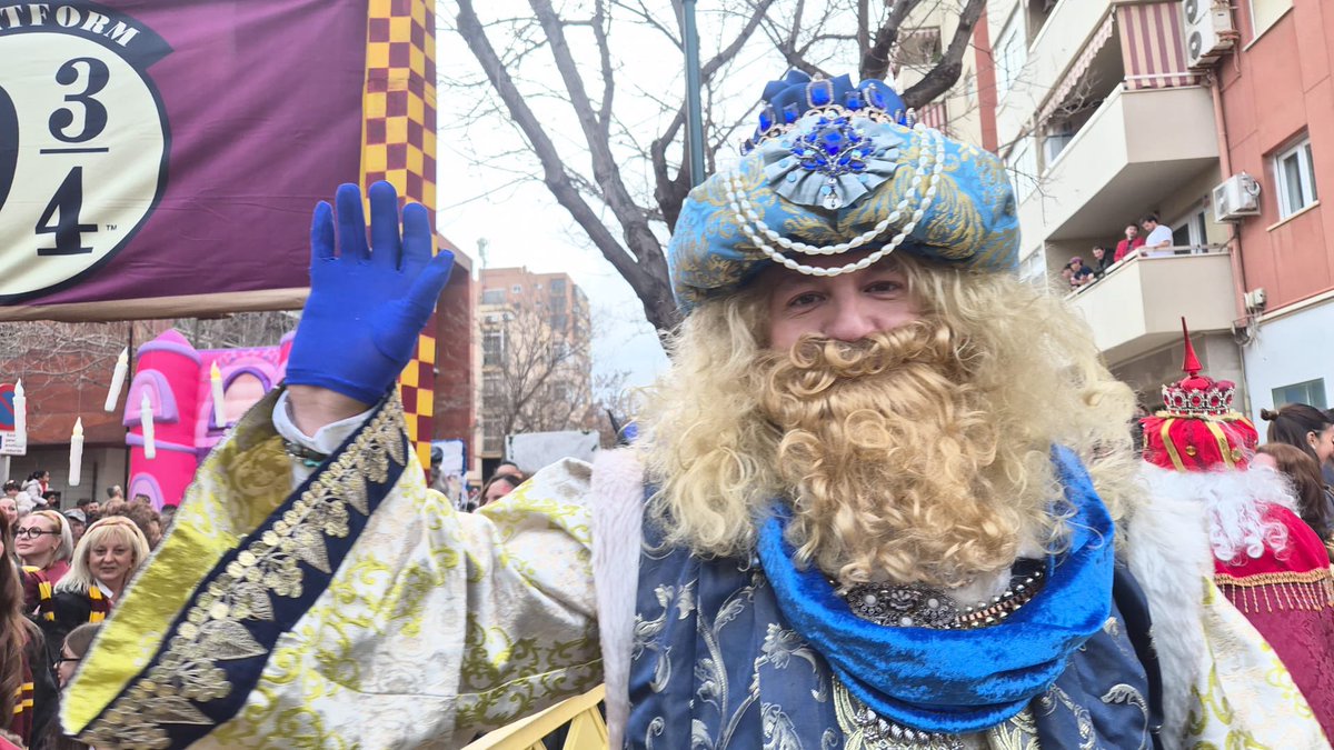 𝐂𝐀𝐁𝐀𝐋𝐆𝐀𝐓𝐀 👑👑👑 | En el día de ayer, la corte de SS. MM. los Reyes Magos de Oriente visitó nuestro distrito, [ <a href="/Distrito6M/">Distrito Cruz del Humilladero</a> ].