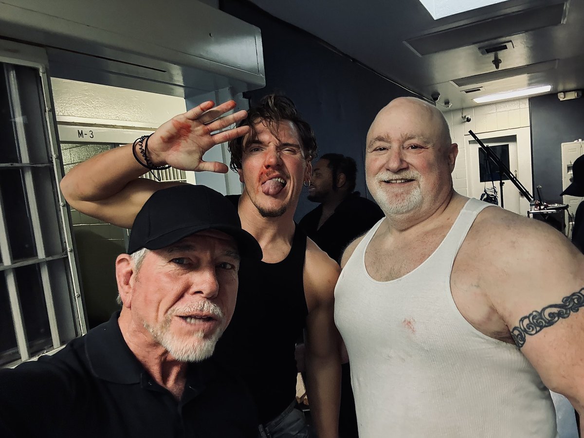 𝐀𝐍𝐓𝐇𝐎𝐍𝐘 𝐂𝐀𝐓𝐄𝐍𝐀 tweet media