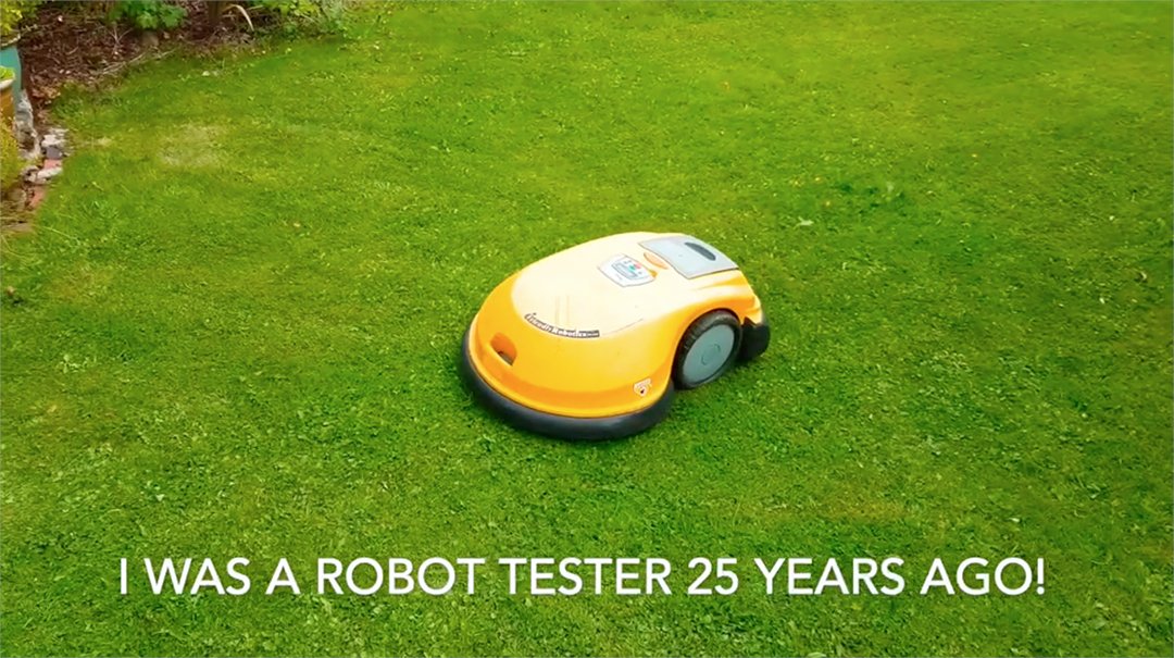 PScottonDesign's tweet photo. I was a robot tester 25 years ago https://t.co/UVUkxXUomF via @YouTube https://t.co/ibBSVG9oec