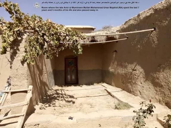 Dün sosyalist lider Maduro'yı 2,5 saatte evinden alan ABD Delta Force kuvvetleri, 
Bundan 25 yıl önce Taliban lideri Molla Ömer'in Kandahar'daki evine de havadan/karadan saldırmıştı.

Molla'yı ölümüne koruyan yiğit mücahitler ve ABD istihbaratını dahi şaşırtan ferasetleri