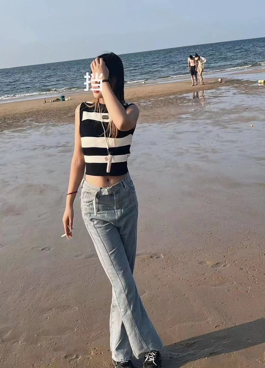 坐标烟台 高颜值小姐姐 想找个单男或者金主 一起活动  有点小圈属性 s 想了解一下的可以滴滴我 

#山东 #烟台