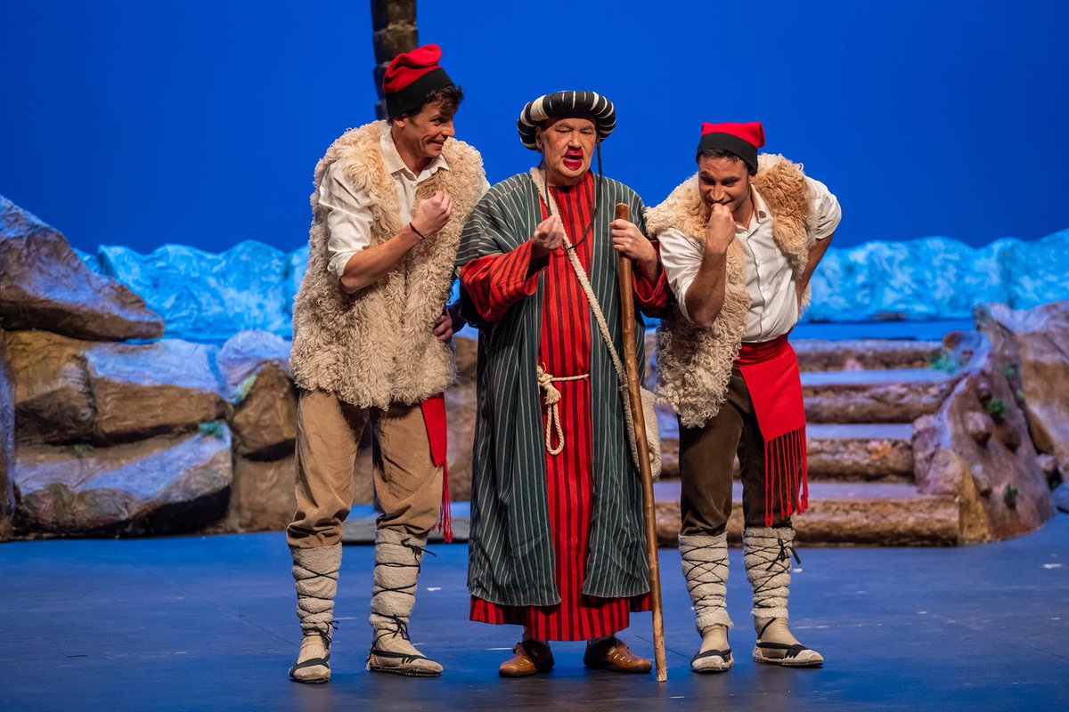 jordi_ballart's tweet image. ✨ Els Pastorets del @CCElSocial també són part de l’ànima del #Nadal a #Terrassa.

🎭 Aquest matí he pogut gaudir, un any més, d’aquesta funció tan estimada.

💫 Enhorabona i gràcies per mantenir viva una tradició tan nostra!