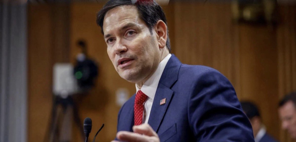 Jhonffonseca's tweet photo. 🇺🇸🇻🇪 🚨ÚLTIMA HORA: Marco Rubio ha sido designado para liderar y centralizar todos los asuntos relacionados con Venezuela, como principal enlace de Washington tras la captura de Nicolás Maduro.

Rubio estará a cargo de:
• La coordinación con el nuevo gobierno venezolano.
• El diálogo con petroleras estadounidenses.
• La articulación con aliados estratégicos de EE. UU. en la región.

La decisión refleja que Estados Unidos entra en una nueva fase política y operativa respecto a Venezuela, con manejo directo desde los más altos niveles del poder en Washington.