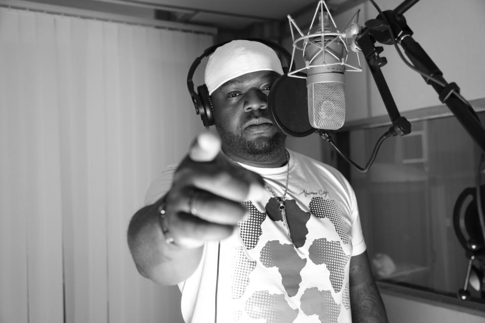 AlertesInfos's tweet image. 🚨🇫🇷🕊️ FLASH | Le rappeur Calbo, du groupe Ärsenik, est décédé à l’âge de 52 ans. L’artiste aura marqué l’âge d’or du rap français au sein du collectif Secteur Ä. (Le Parisien)