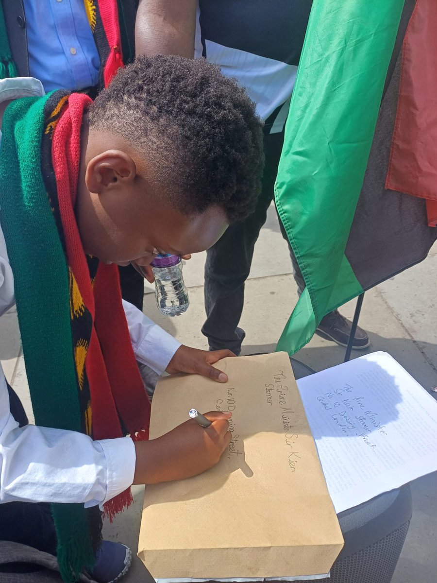 B i a f r a T w i t t e r 🕊️ tweet media