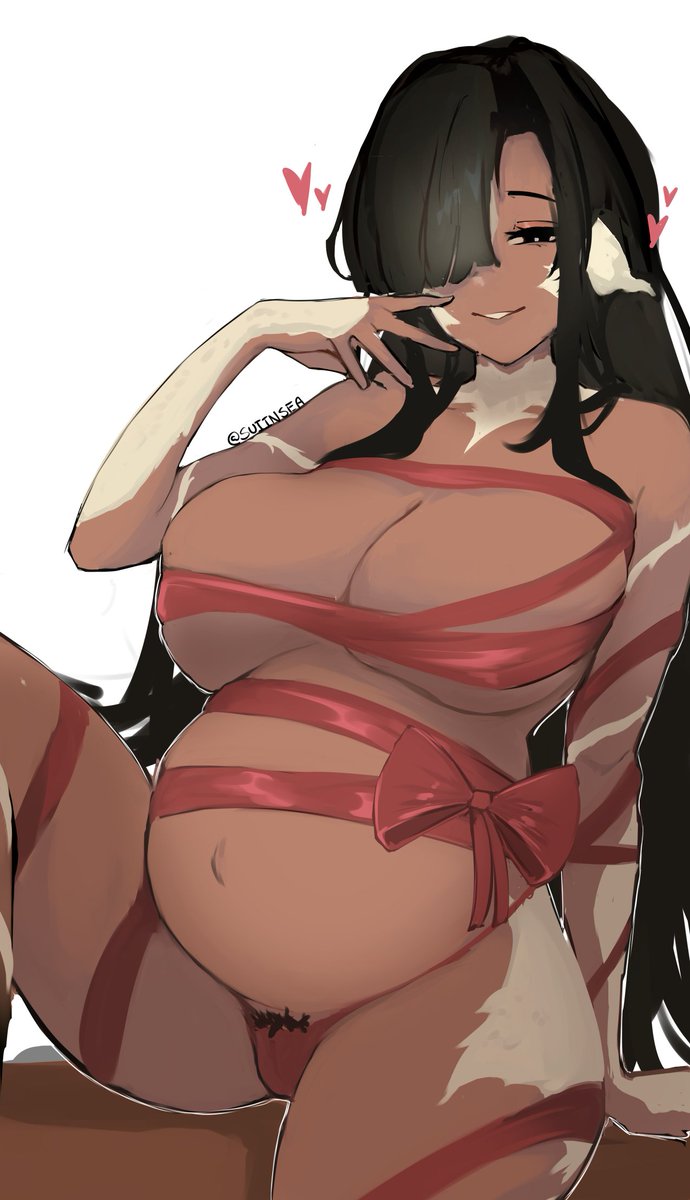 SuiinSea's tweet photo. It's a bit late but she has a gift for you. https://t.co/x81hnFjvDr