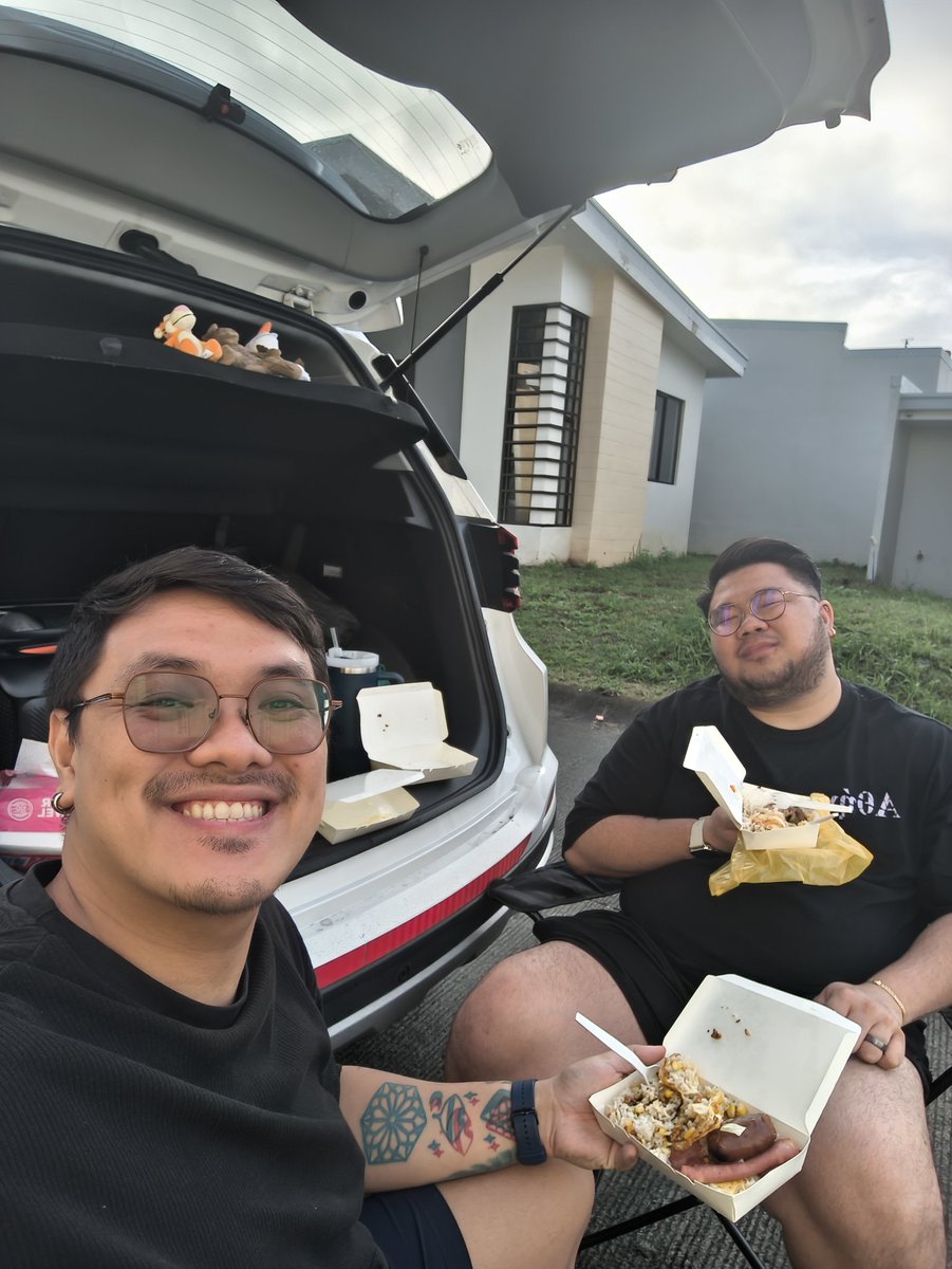 jerraldsolano's tweet photo. We finally moved in to our own home. Feels surreal but we made it. Here's to more buying things for our house. 🥂 https://t.co/XL7B4u5p9k
