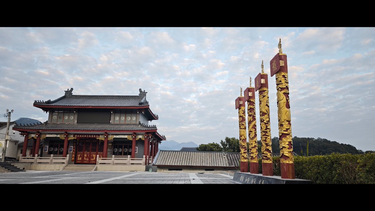 mlnsn8's tweet photo. 鱼鳞天空！ https://t.co/Ufu7s1SOOr