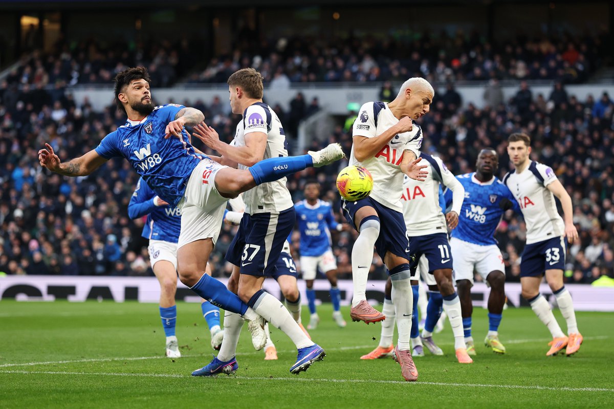 Nothing in it as we approach the 30-minute mark at Tottenham Hotspur Stadium ⚖️