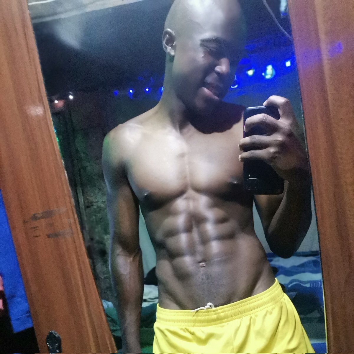 Blessing1788's tweet photo. #NewProfilePic https://t.co/YarnFwhbth