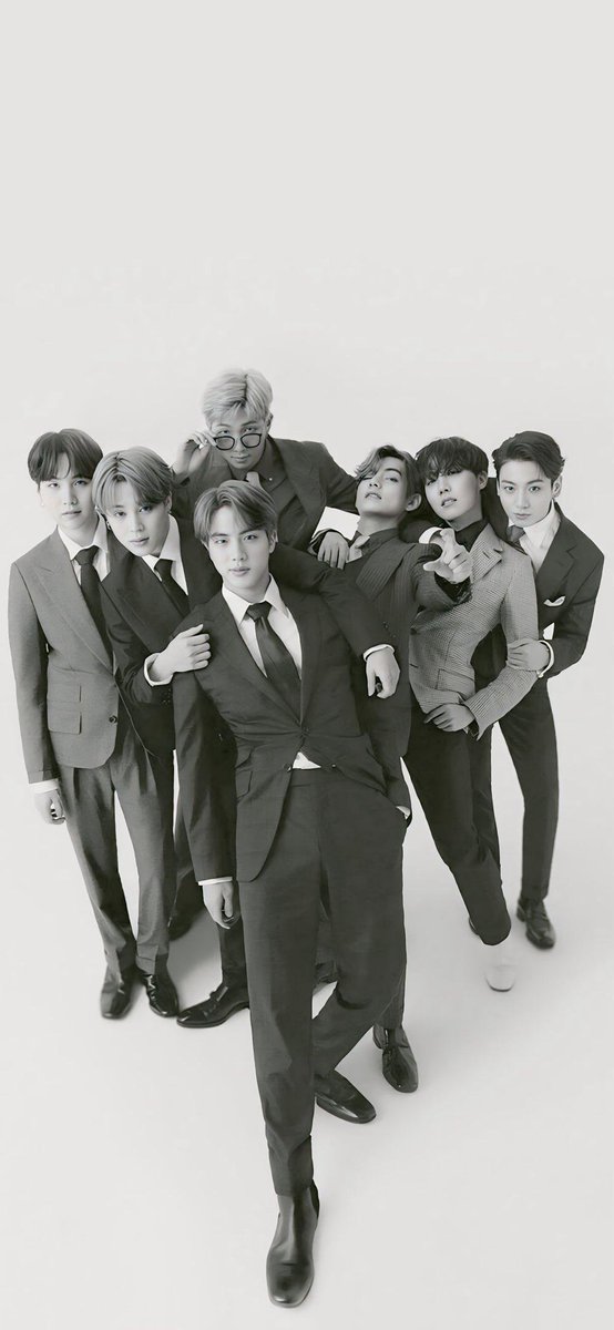 alsu_1512's tweet photo. Короли возвращаются💜
#BTSComeback2026 
#BTS 
@BTS_twt https://t.co/kNLYt10fwl