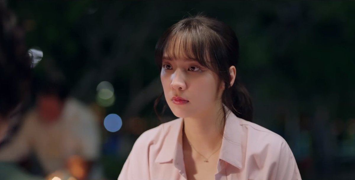 RealEntOfficial's tweet image. เบอร์ใหม่ทำเรื่อง! "แจน" ปวดหัวรถไฟชนกัน “เล้ง-จิงจิง” ใครจะวิน? ลุ้นตอนจบในซีรีส์ #MuTeLuvHelloIsThisLuck 5 ม.ค.นี้ 20.30น. ทาง GMM25

พี่ไนน์กับลีไหมเปิดศึกแย่งชิงหัวใจของนา จนเพื่อนอย่างบลายถึงกับมึนตึ้บ  ทางออกสุดท้ายคือมูต่อหรือพอแค่นี้ ไปลุ้นกัน!

#แจนจิงจิง