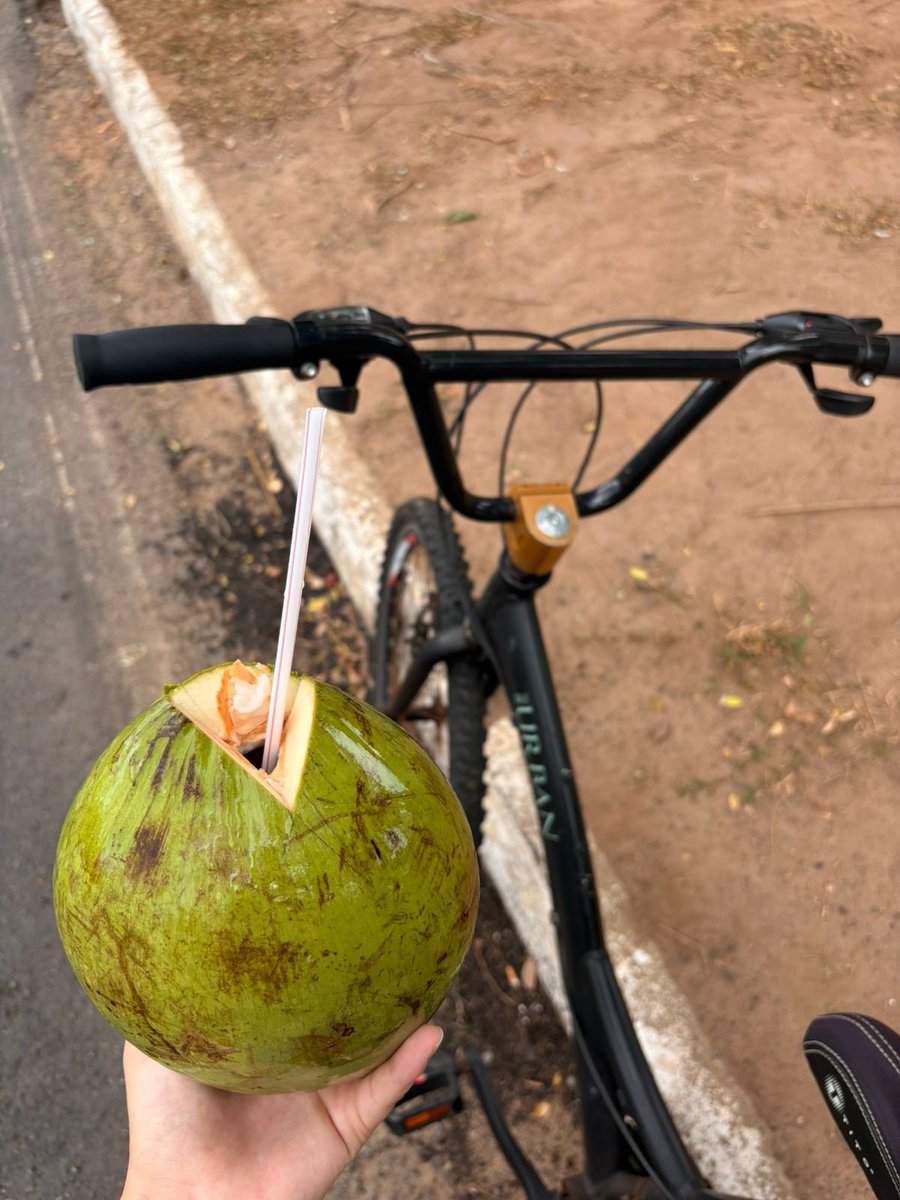 vamo ali? 🥥🚴🏻‍♀️