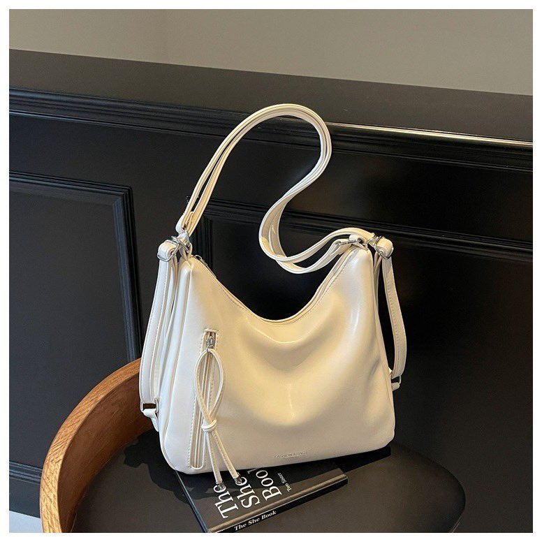 cacafindss's tweet photo. ￼HT Tote bag vintage Tas Selempang Wanita fashion bag Tas multifungsi ransel

🔗https://t.co/eGOobg2QFx https://t.co/U4SRkXFOJV