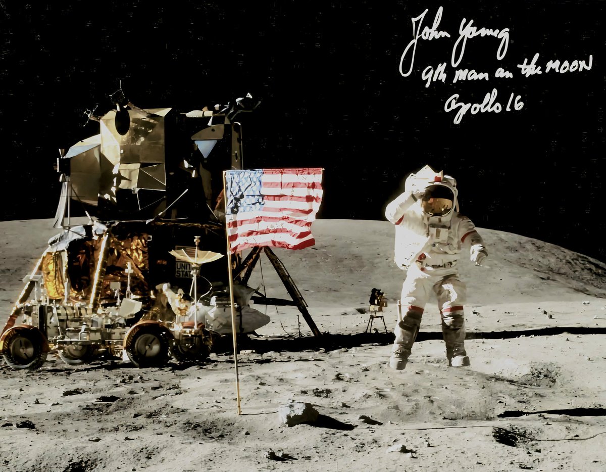 contactlight69's tweet image. Remember Astronaut John Young, NASA’s longest-serving astronaut. He died on January 5, 2018
Young flew twice to the Moon, walked on its surface &amp;amp; flew the first Space Shuttle mission He went to space six times in the Gemini, Apollo &amp;amp; Space Shuttle programs
contactlight.de